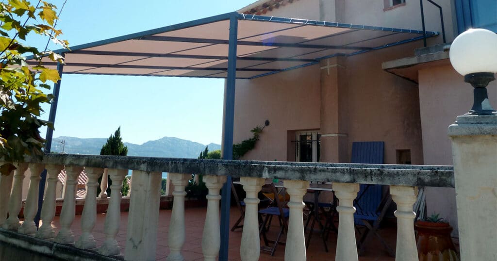Pergola en toile à Venelles