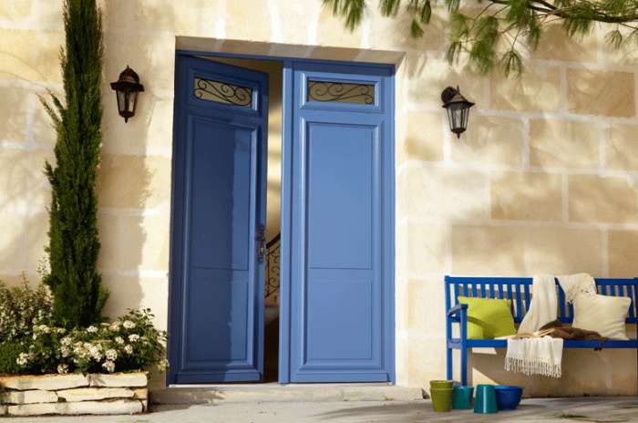 Porte d'entrée à Aix-en-Provence Store Honorat